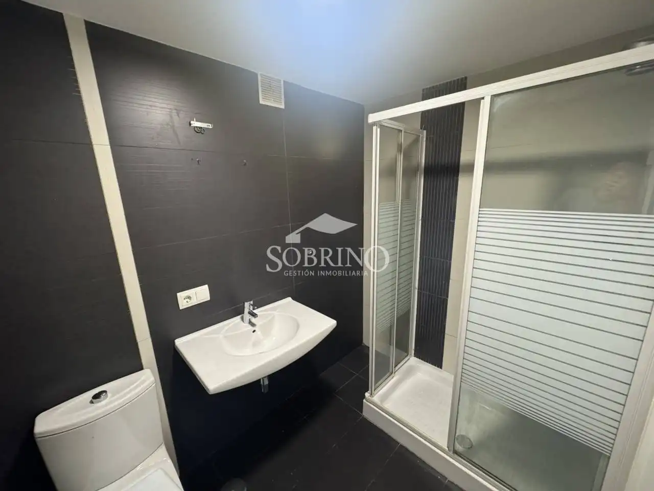 Bathroom of Flat for sale in Llanes  with Heating and Terrace