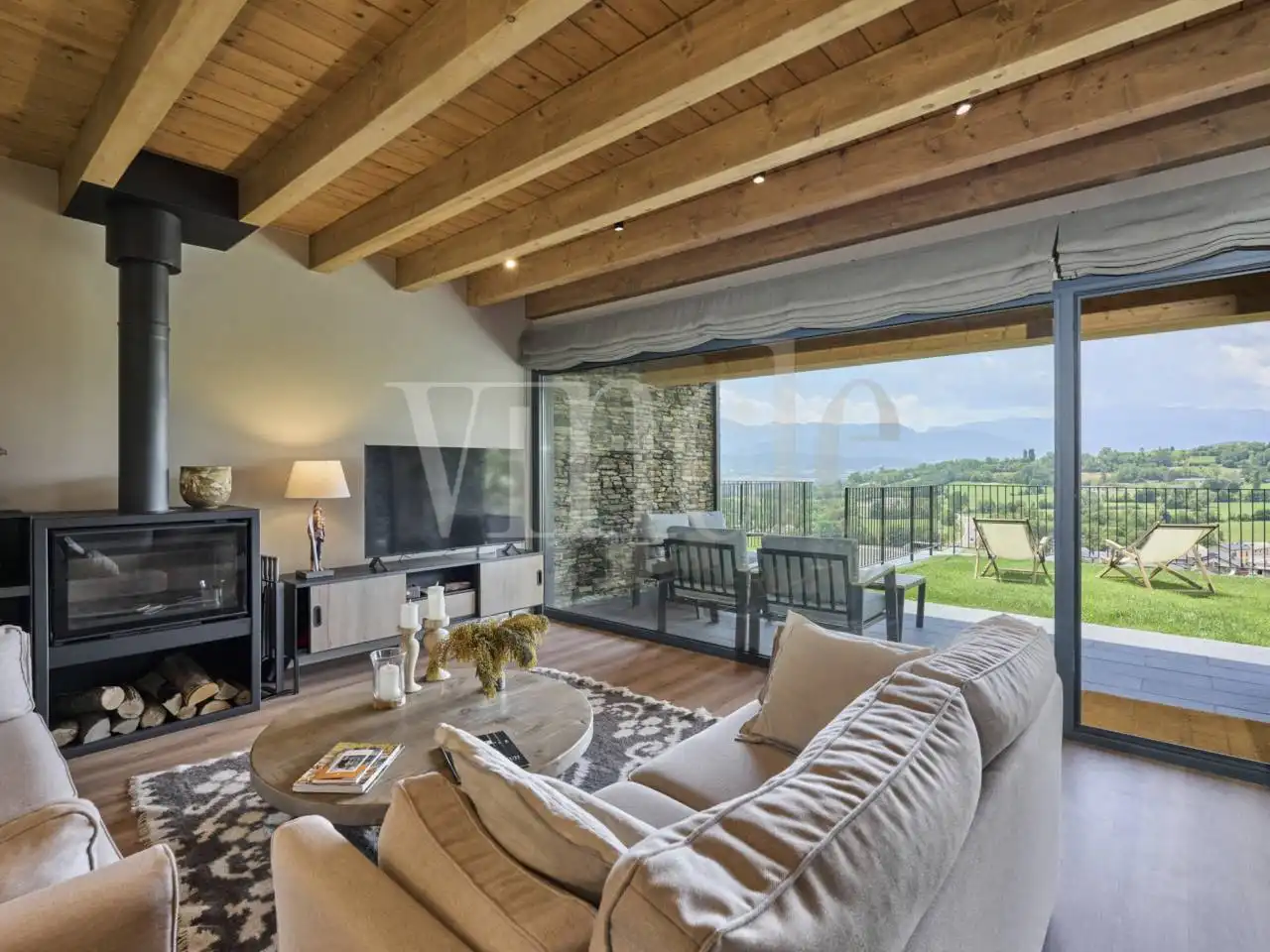Sala d'estar de Casa o xalet en venda en Ger amb Calefacció, Jardí privat i Parquet