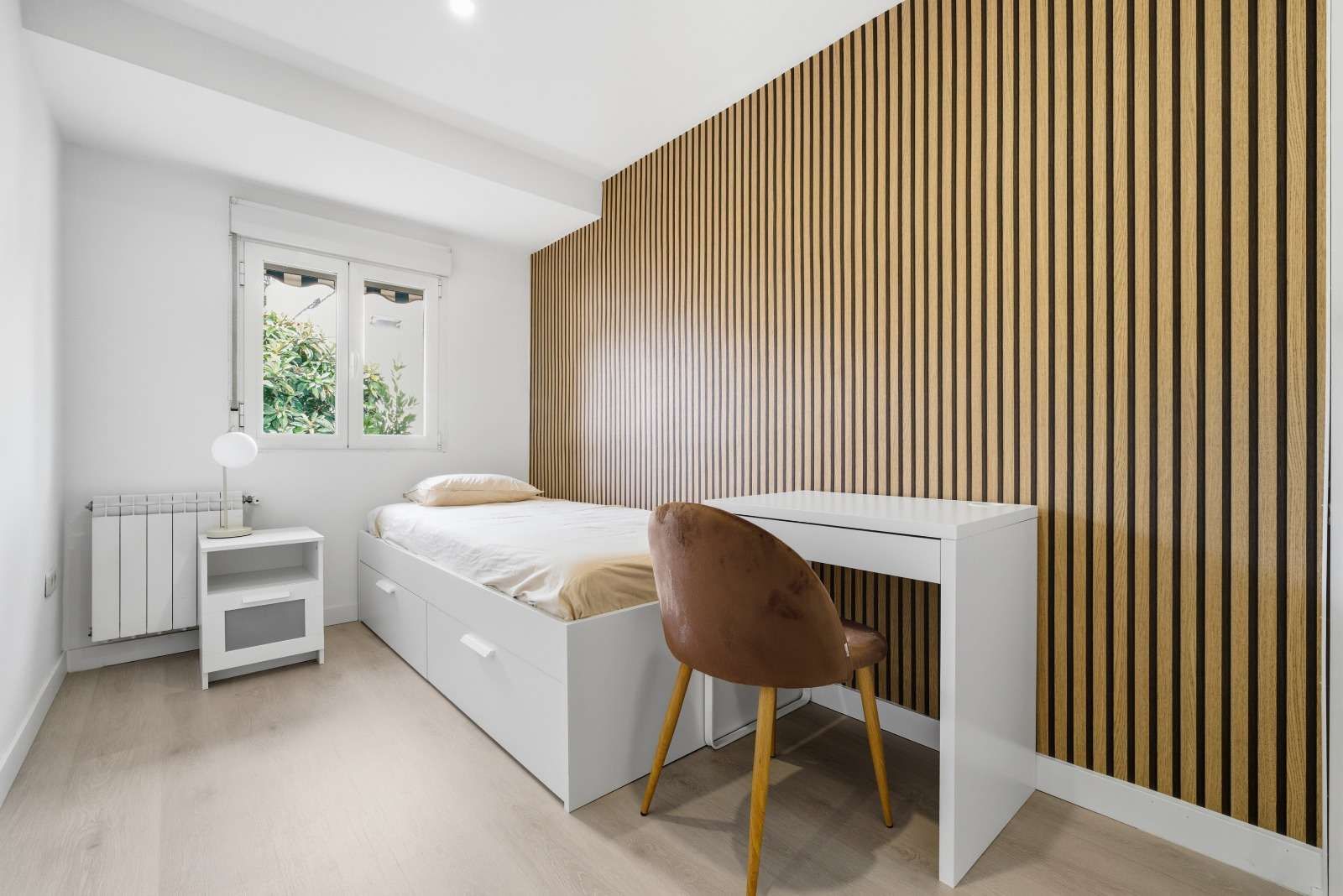 Bedroom of Flat to share in  Madrid Capital  with Air Conditioner, Heating and Terrace