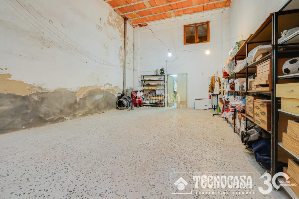 Premises to rent in Badalona