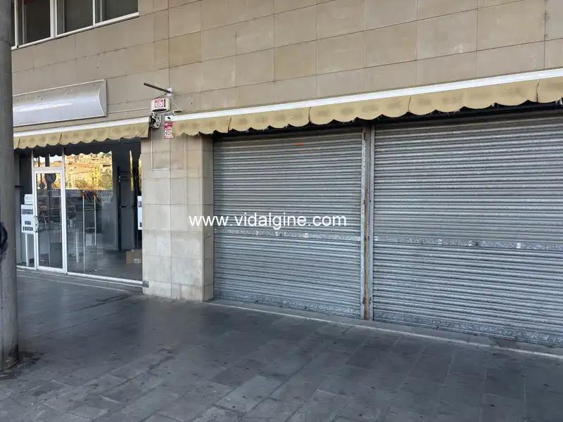 Local comercial en venda a Carrer de Pere III, imagen 3