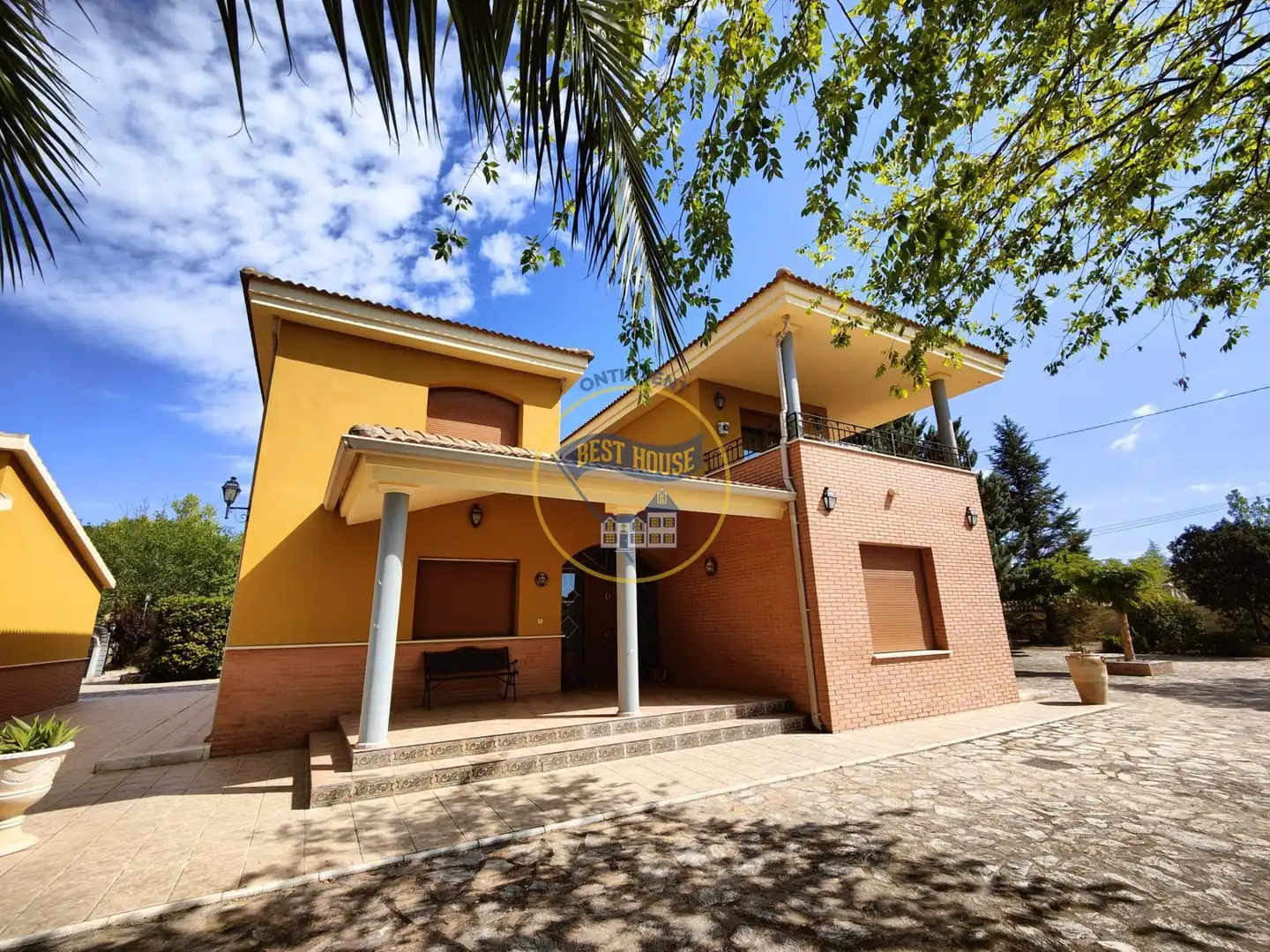 Villa mit Terrasse zum Verkauf in Banyeres de Mariola