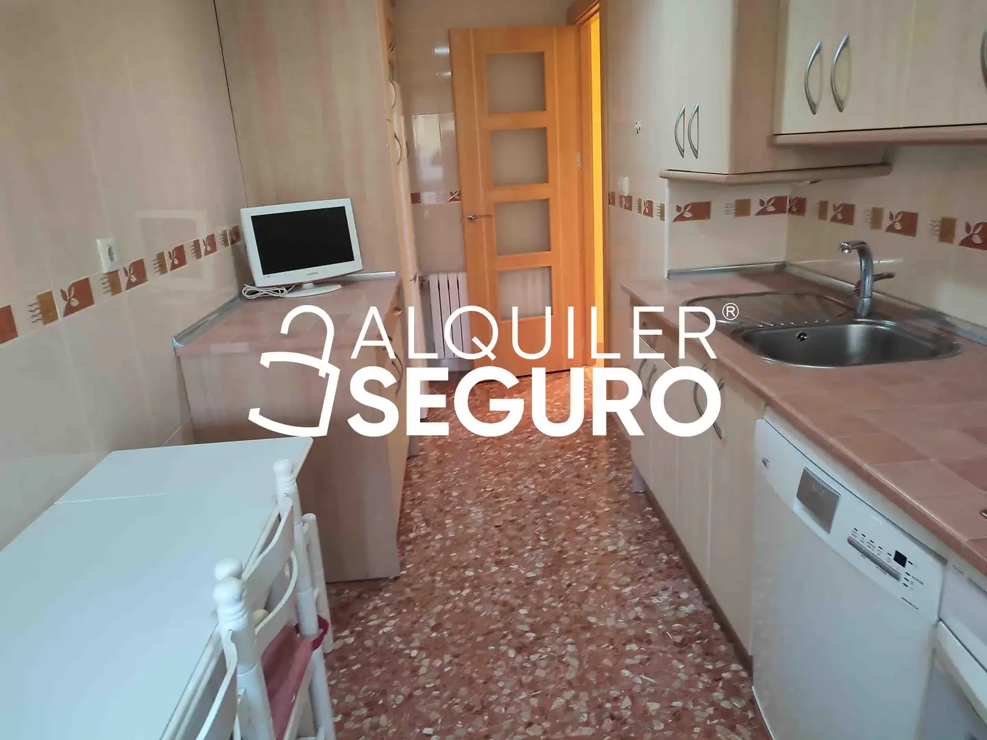 Cocina de Piso de alquiler en Zaragoza con Aire acondicionado, Calefacción y Amueblado