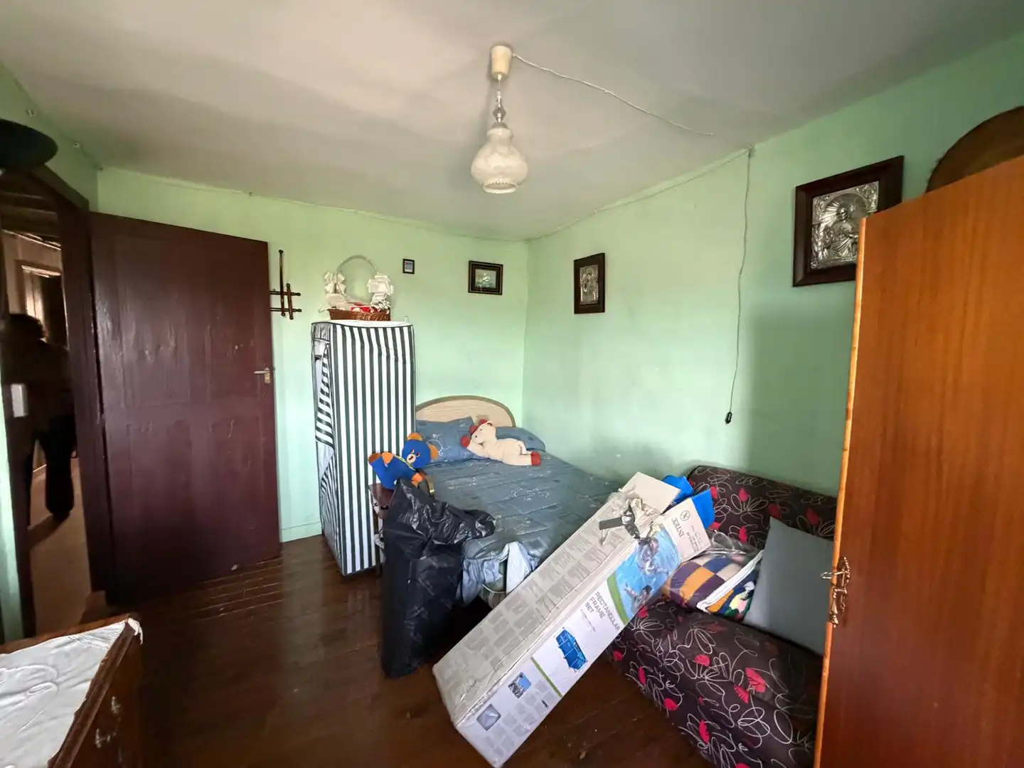 Habitación de Casa adosada en venta en A Pobra de Trives  con Amueblado, Lavadora y Microondas