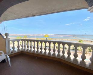 Terrassa de Apartament de lloguer en San Pedro del Pinatar amb Calefacció, Moblat i Forn
