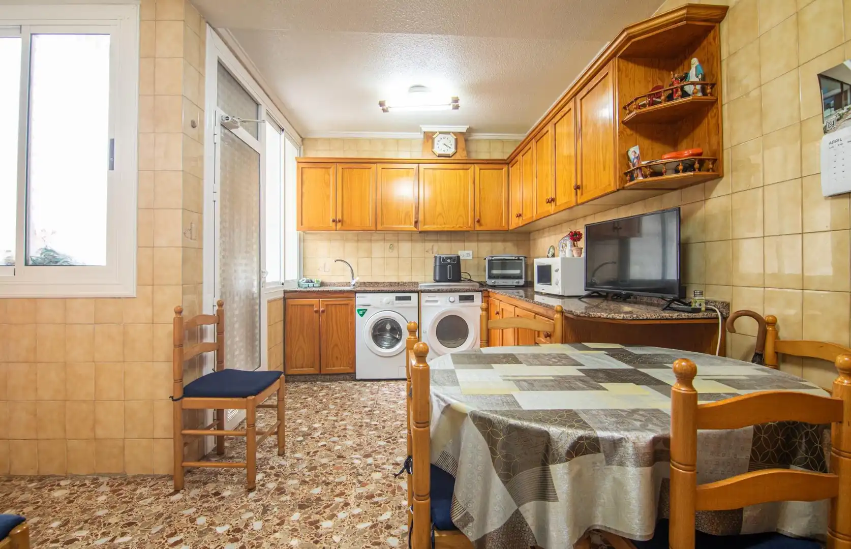 Küche von Einfamilien-Reihenhaus zum Verkauf in Elche / Elx mit Klimaanlage, Terrasse und Balkon