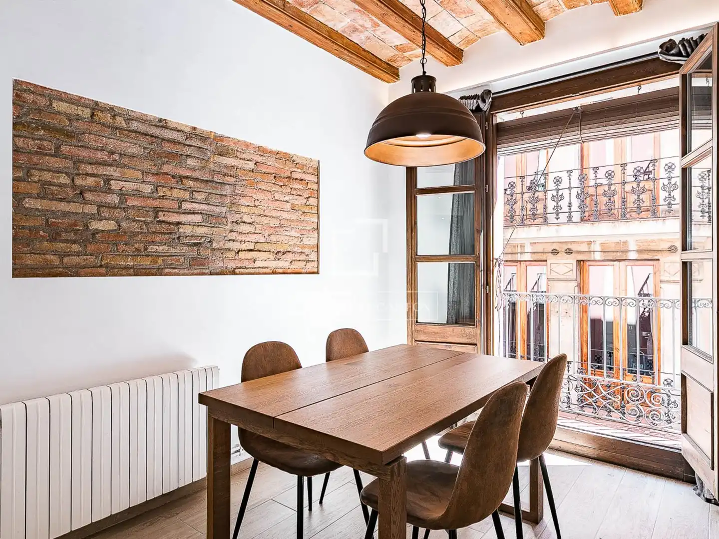 Dining room of Flat for sale in Barcelona  with Air Conditioner, Heating and Furnished