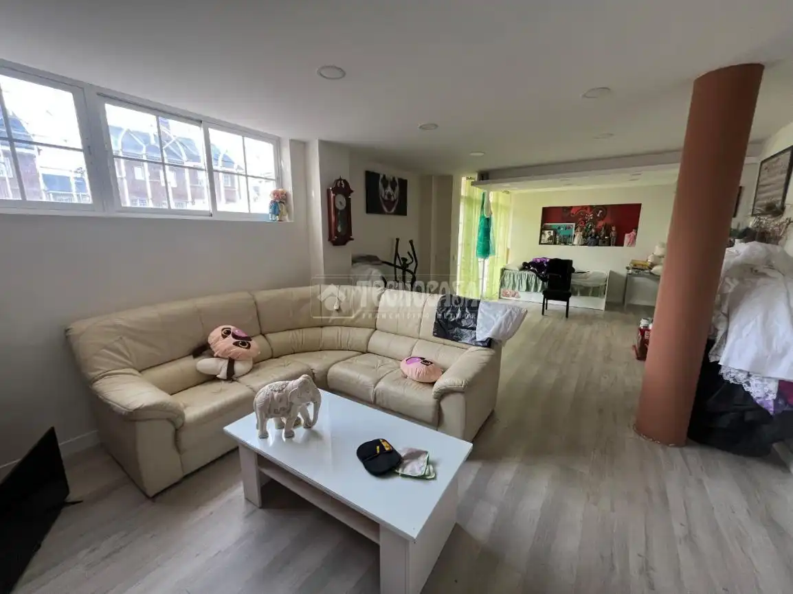 Casa adosada en venta en Moraleja de Enmedio