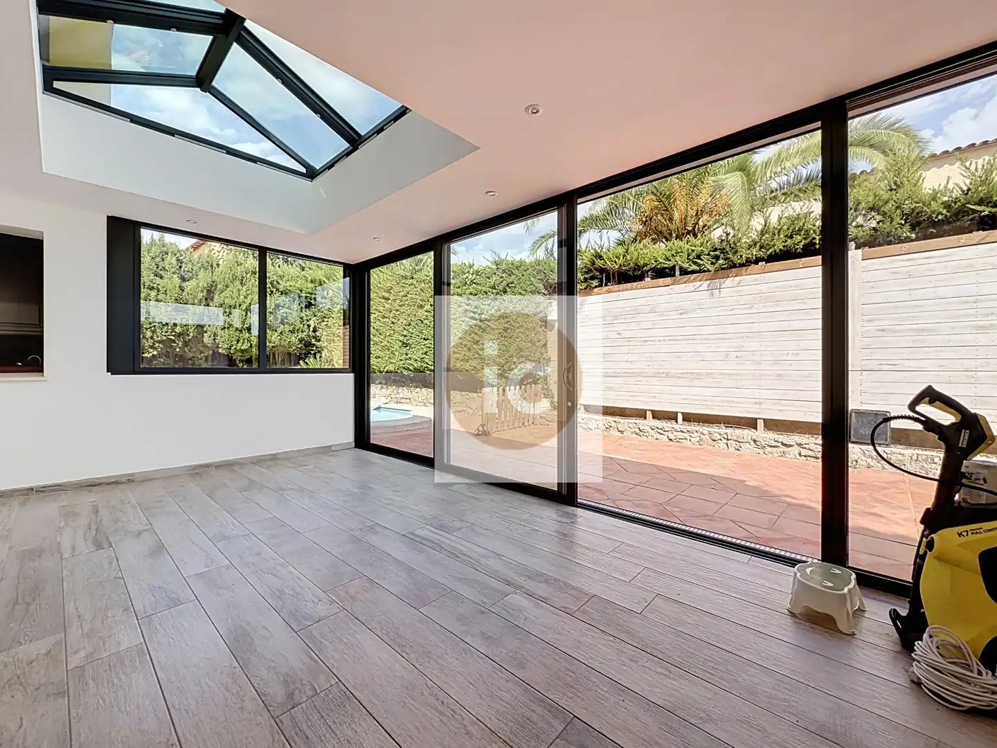 Terraced house with pool for sale in Carrer Alemanya 25, imagen 5
