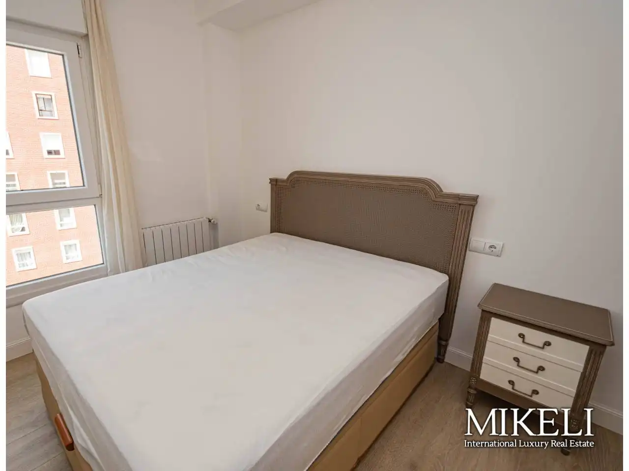 Schlafzimmer von Wohnung zur Miete in Santander mit Heizung und Möbliert