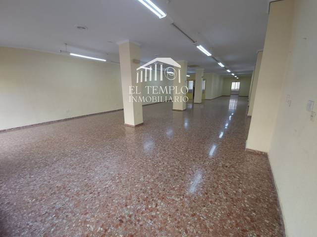 Local comercial en Alquiler en DE LA CONSTITUCIÓN en Onil