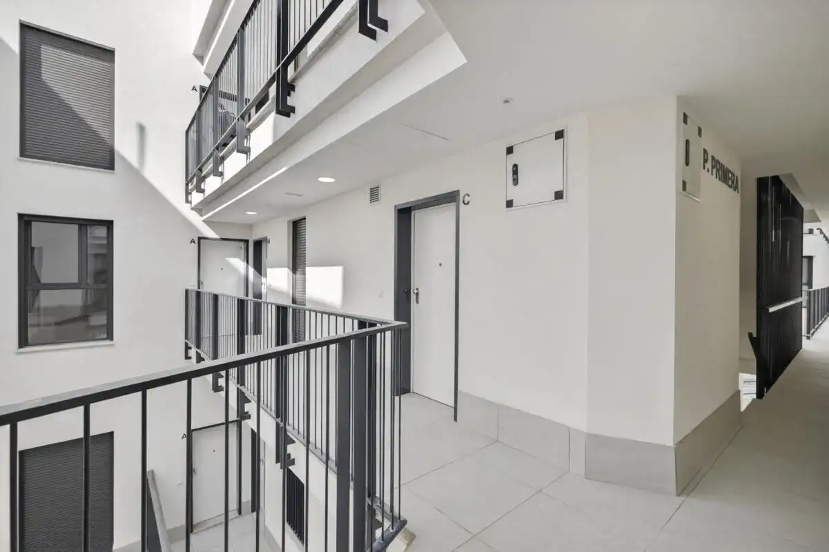 Balcony of Flat for sale in Sevilla  with Heating, Private garden and Terrace