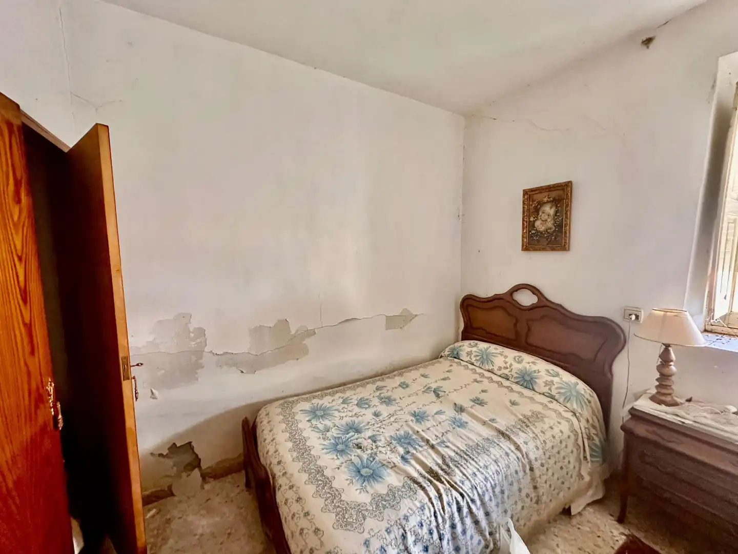 Habitación de Casa adosada en venta en Riego de la Vega con Calefacción, Terraza y Balcón