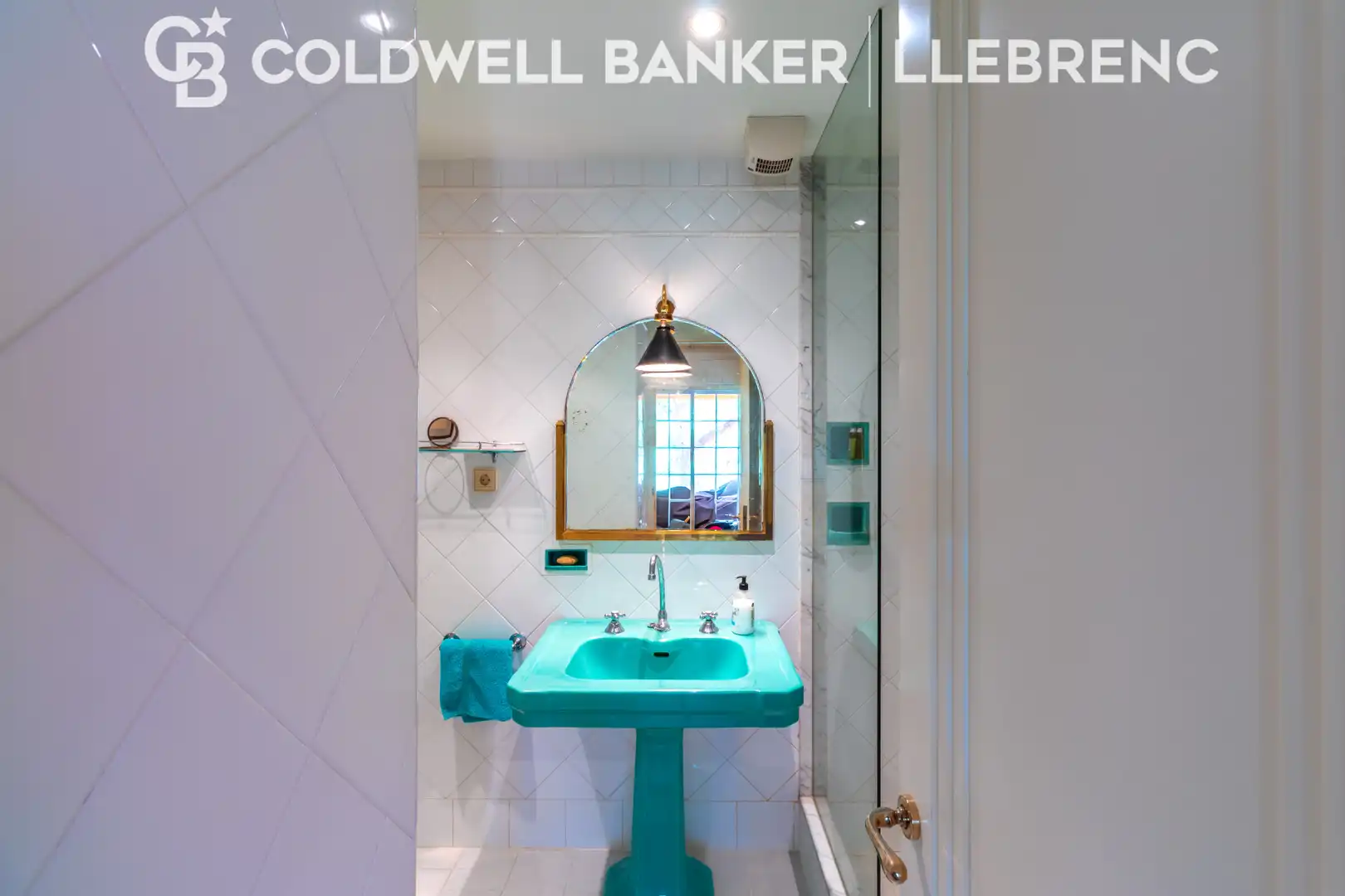Baño de Casa o chalet en venta en Barcelona con Calefacción, Jardín privado y Parquet