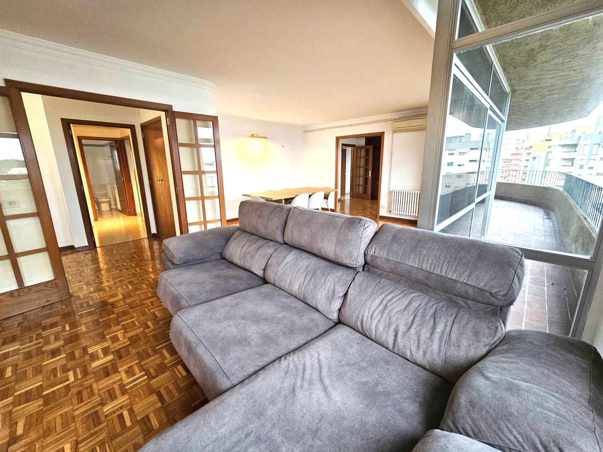 Living room of Flat to rent in  Palma de Mallorca  with Air Conditioner, Heating and Private garden