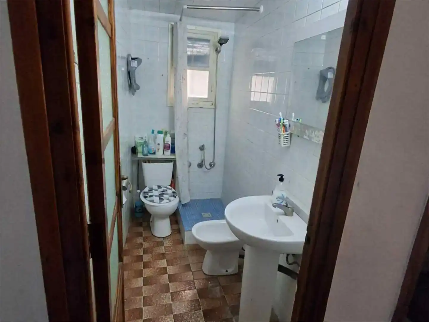 Baño de Piso en venta en Ontinyent con Trastero y Balcón