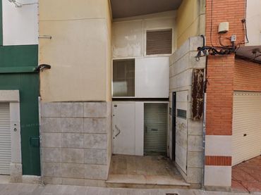 Others with lift for sale in SANTA ANA
