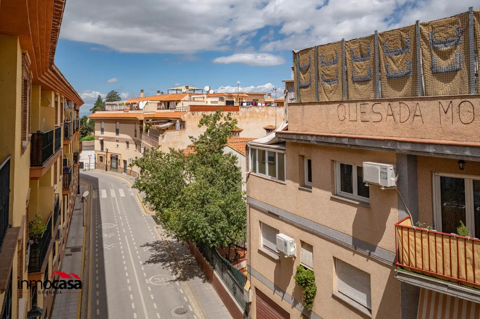 Außenansicht von Wohnung zum Verkauf in Ogíjares mit Terrasse