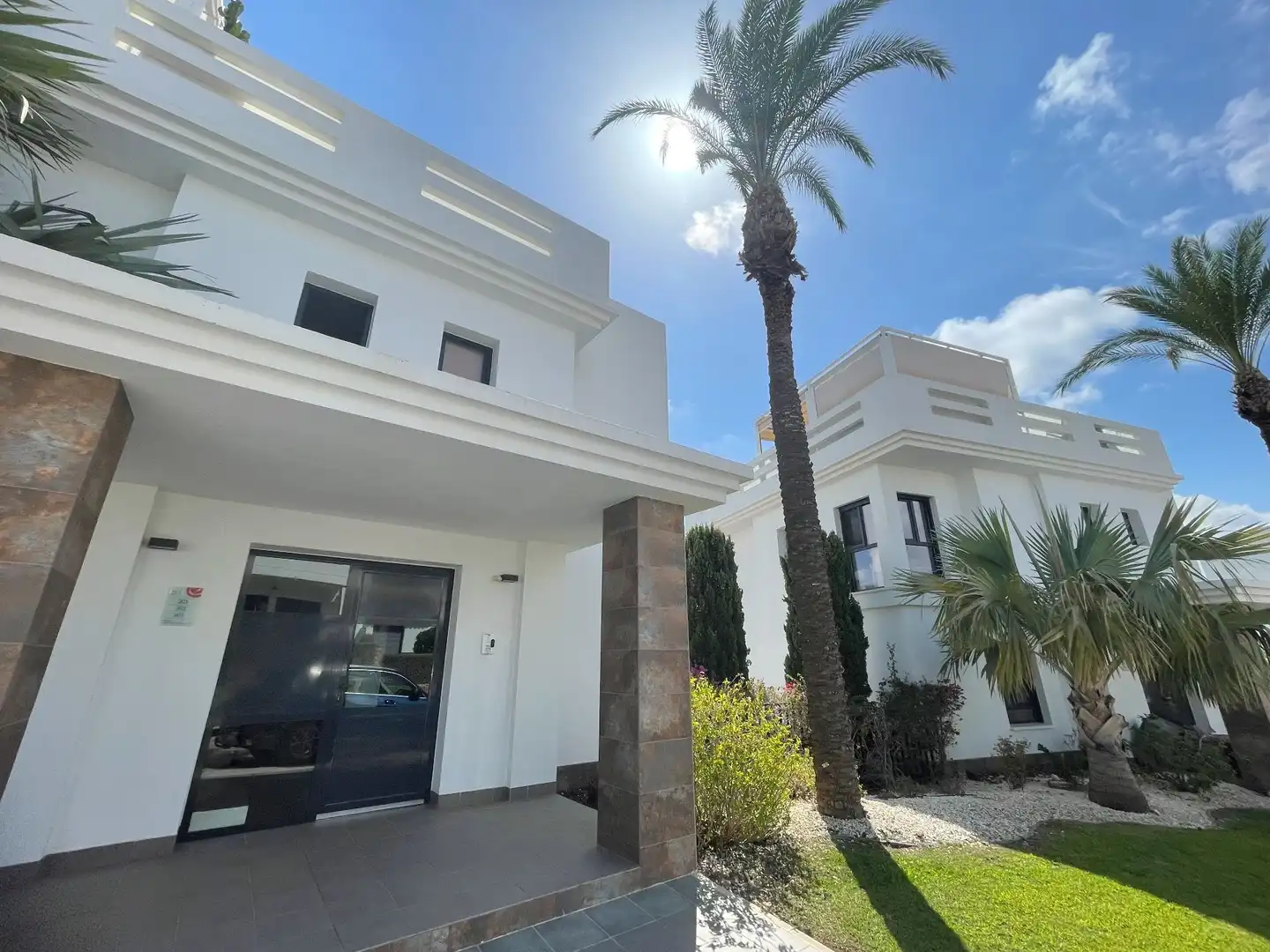 Vista exterior de Àtic en venda en Orihuela amb Terrassa i Piscina comunitària