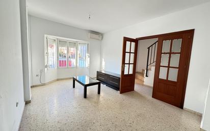 Living room of Single-family semi-detached for sale in Jerez de la Frontera  with Air Conditioner, Heating and Private garden