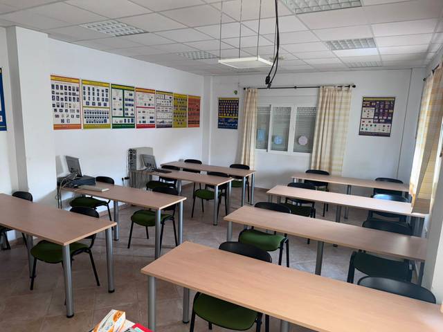 Local comercial en Venta en Láchar