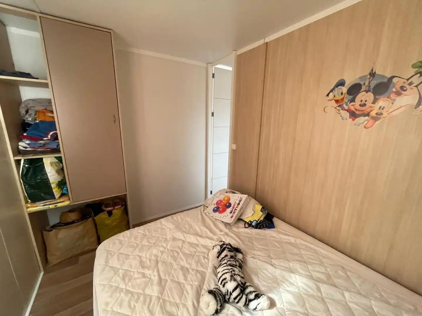 Dormitori de Casa o xalet en venda en Sierra de Fuentes amb Parquet