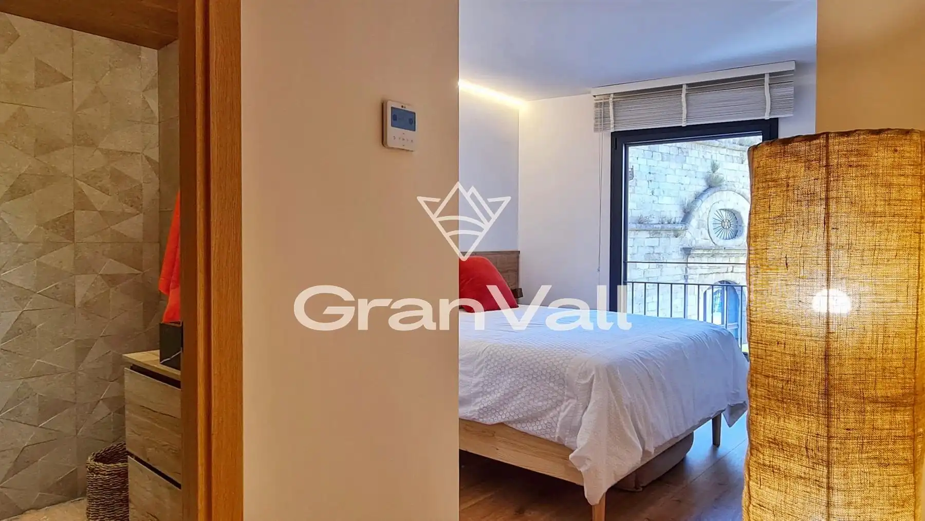 Dormitori de Apartament en venda en Puigcerdà amb Calefacció, Terrassa i Traster