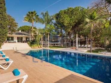 Casa amb piscina en venda a Río Real - Los Monteros