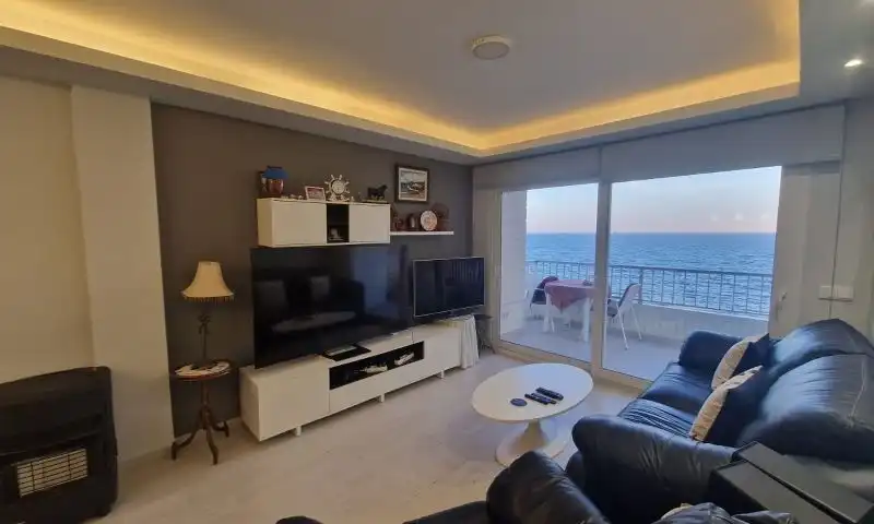 Apartamento con terraza en venta en Calle Navegantes