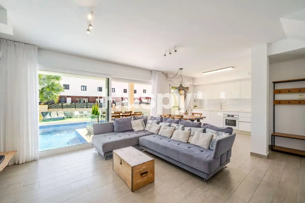 Doppelhaushälfte mit Terrasse zum Verkauf in Calle Malta, imagen 9