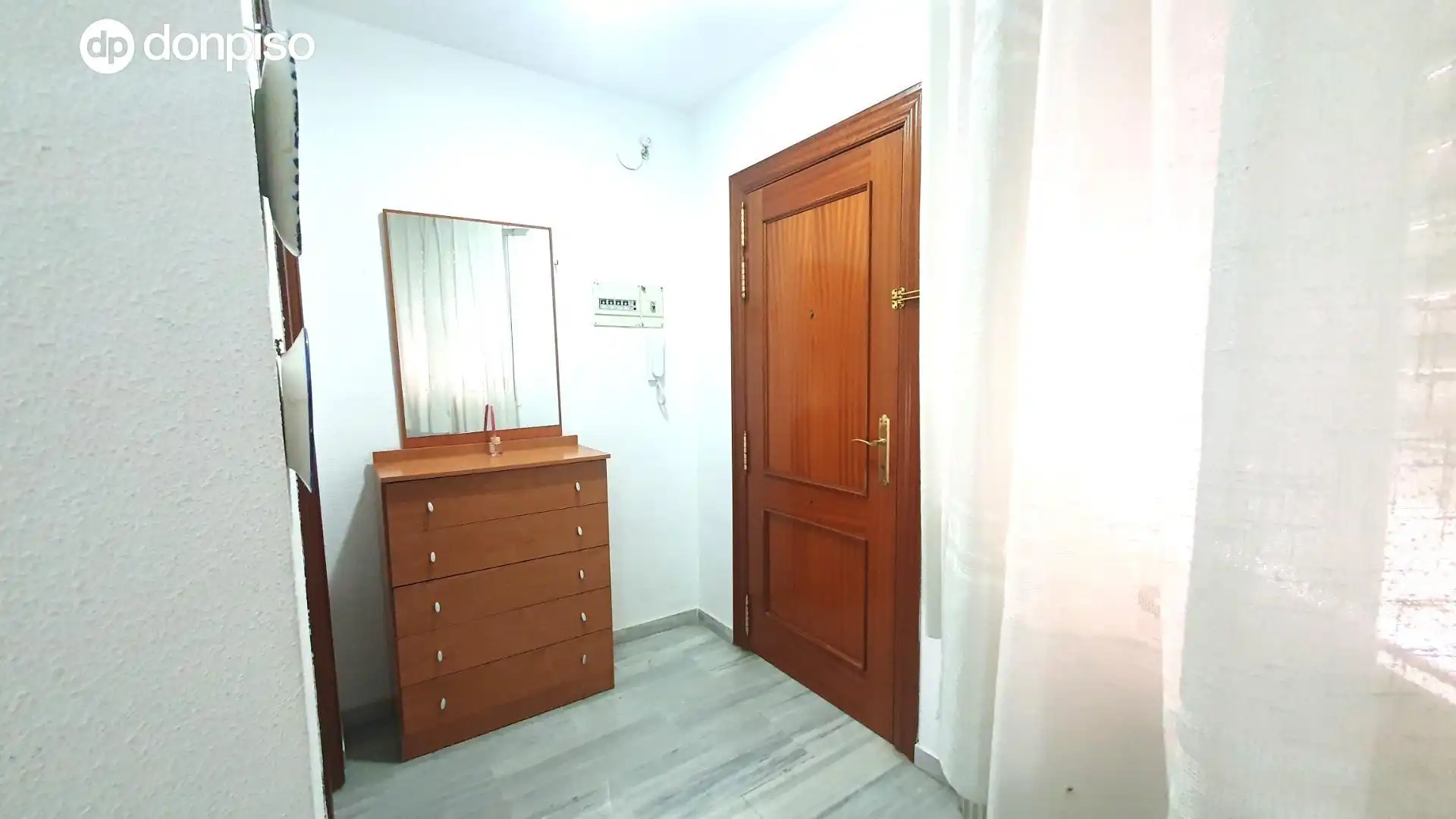 Bedroom of Flat for rent in Granada  with Air Conditioner, Heating and Terrace