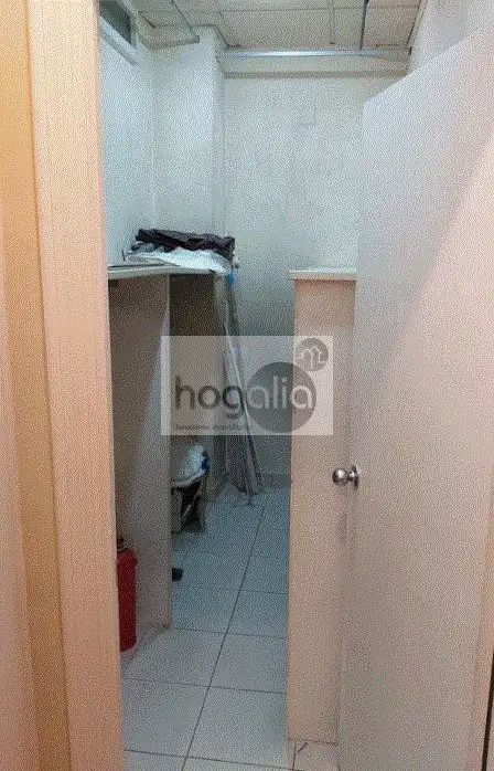 Habitación de Local de alquiler en Sevilla con Aire acondicionado