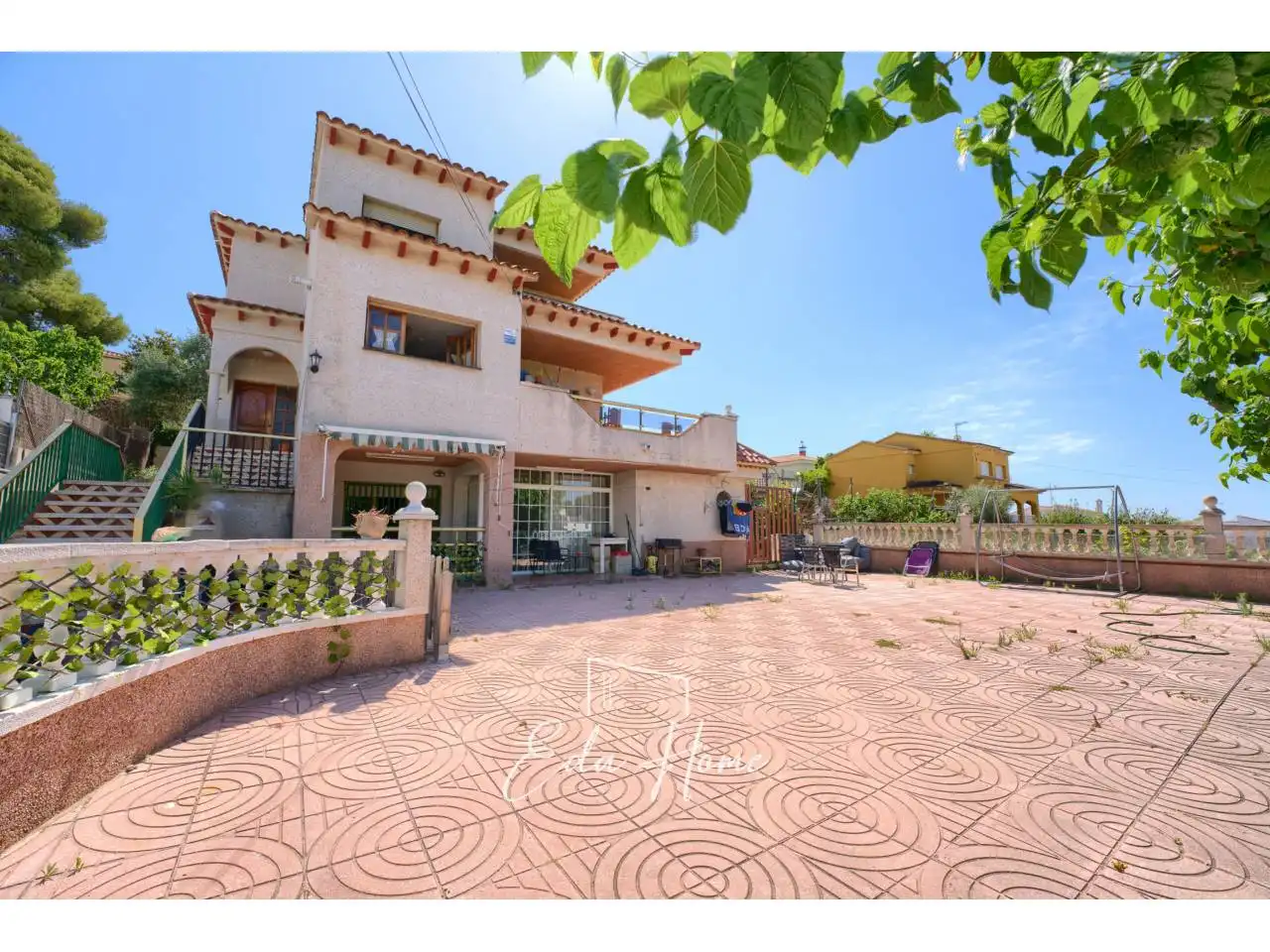 Exterior view of Houses for sale in Cunit  with Private garden, Terrace and Furnished