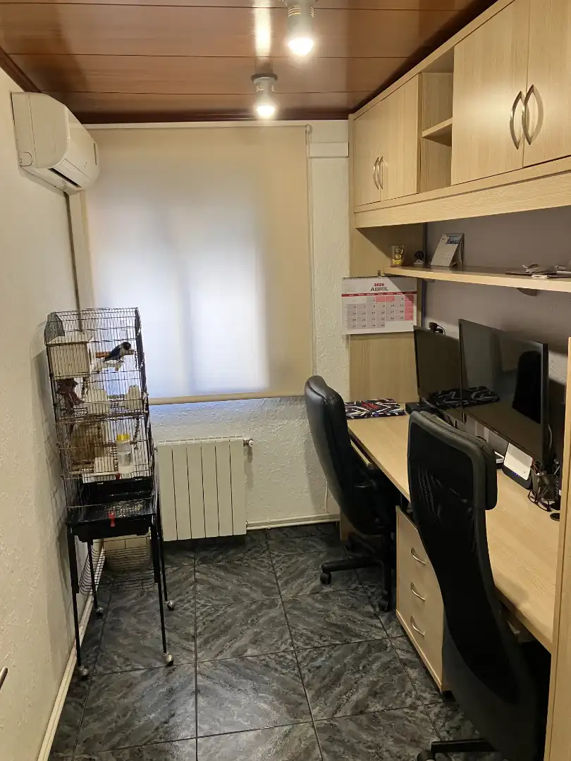 Piso en venta en Cornellà de Llobregat con Aire acondicionado, Calefacción y Amueblado