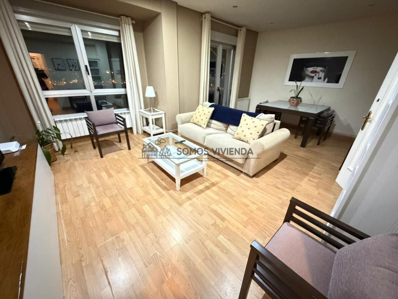 Sala d'estar de Apartament en venda en Ourense Capital  amb Calefacció, Traster i Balcó