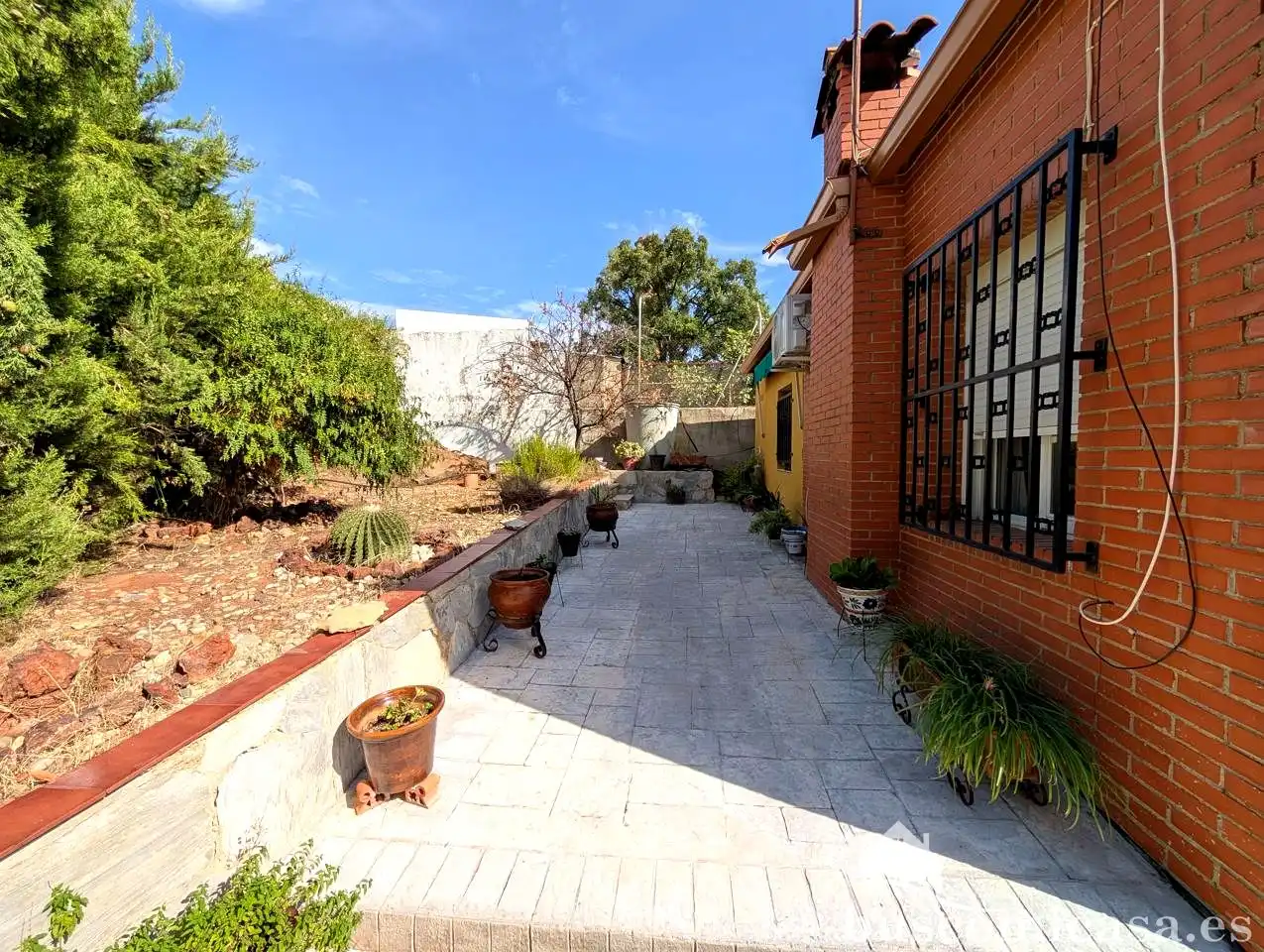 Jardí de Finca rústica en venda en Linares amb Aire condicionat, Jardí privat i Terrassa