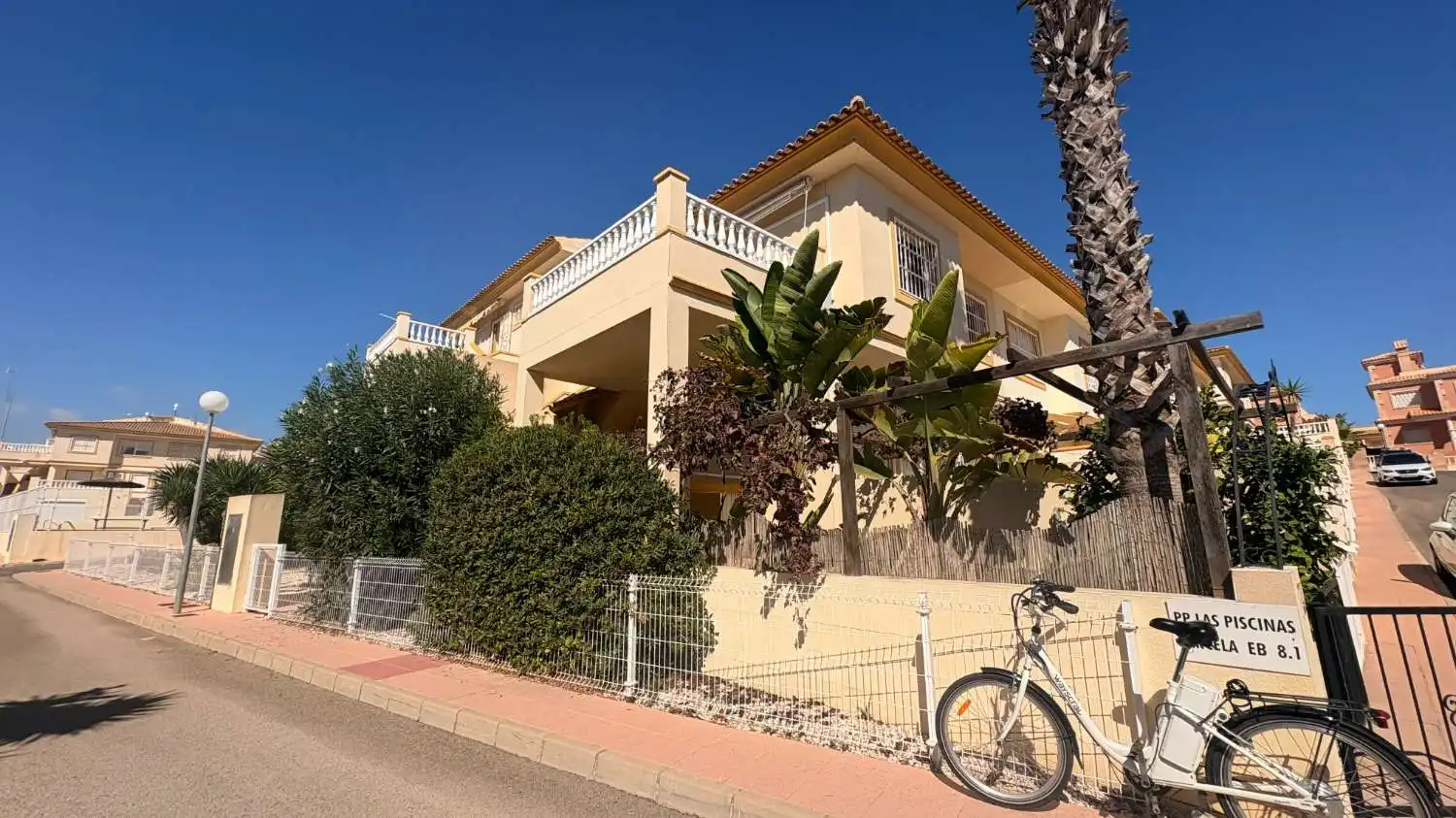 Apartment with pool for sale in Orihuela Costa