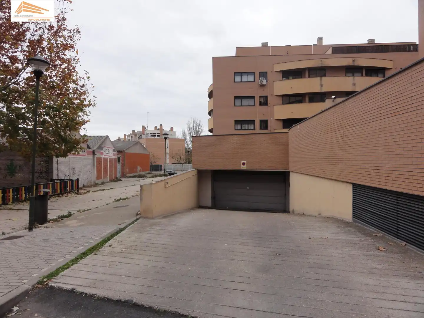 Parkplatz von Garage zum Verkauf in Medina del Campo