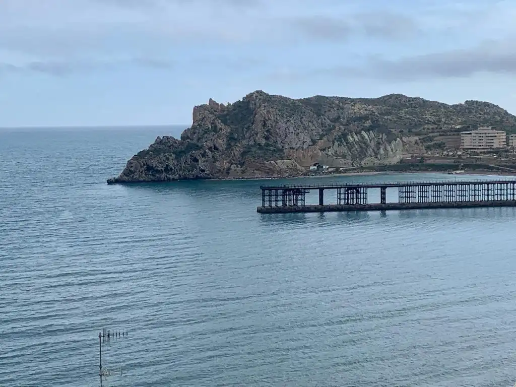 Vista exterior de Pis de lloguer en Águilas amb Aire condicionat, Calefacció i Terrassa