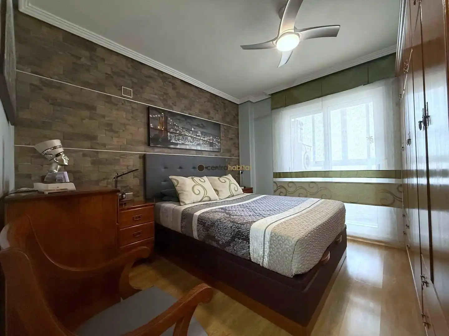 Habitación de Piso en venta en Petrer con Aire acondicionado, Trastero y Balcón
