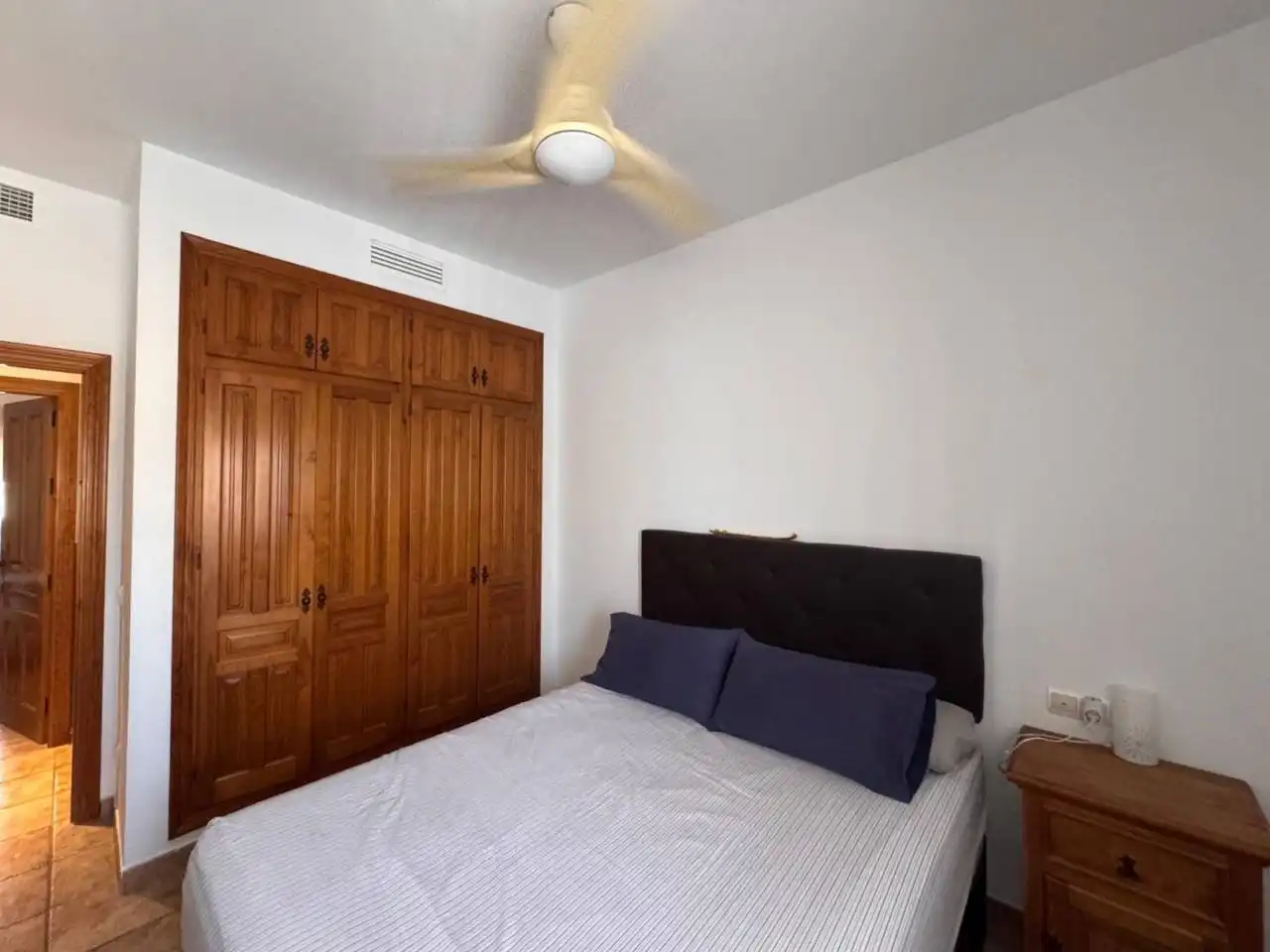 Habitación de Casa o chalet en venta en Manilva con Aire acondicionado, Calefacción y Jardín privado