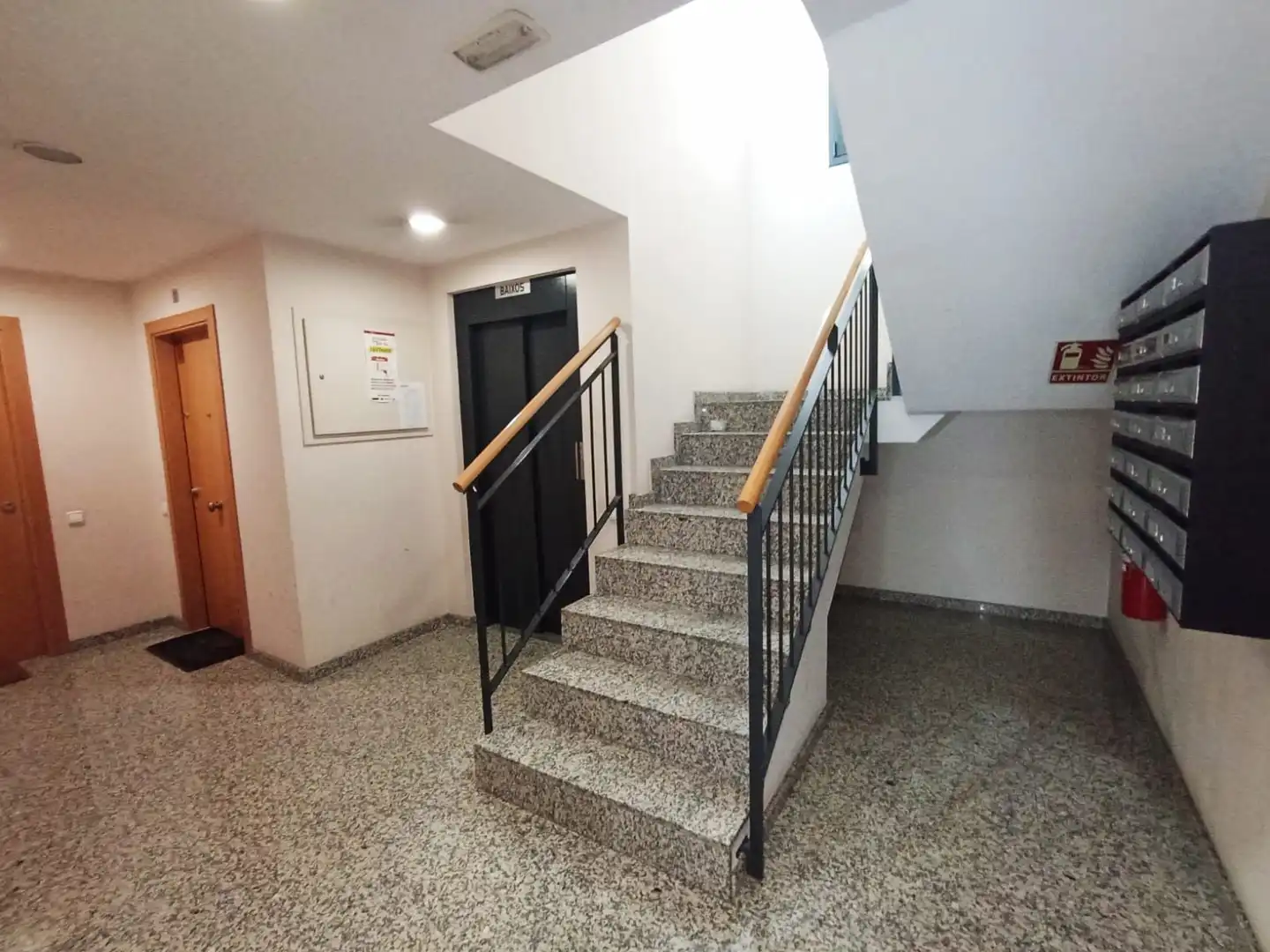 Maisonette zur Miete in Terrassa mit Klimaanlage, Heizung und Terrasse