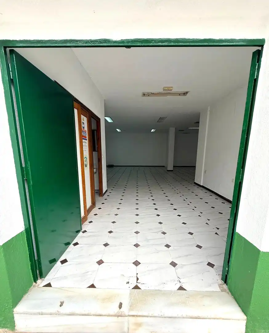 Business premises for sale in Barbate ciudad, imagen 3