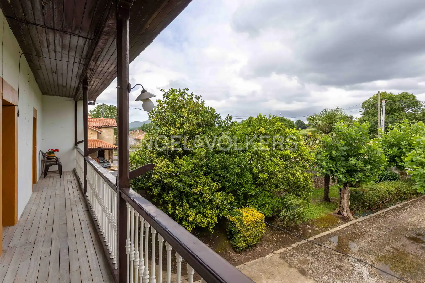 Vista exterior de Finca rústica en venta en Entrambasaguas con Calefacción, Jardín privado y Balcón