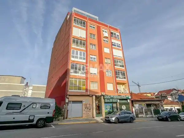 Vista exterior de Piso en venta en Vigo  con Parquet y Terraza