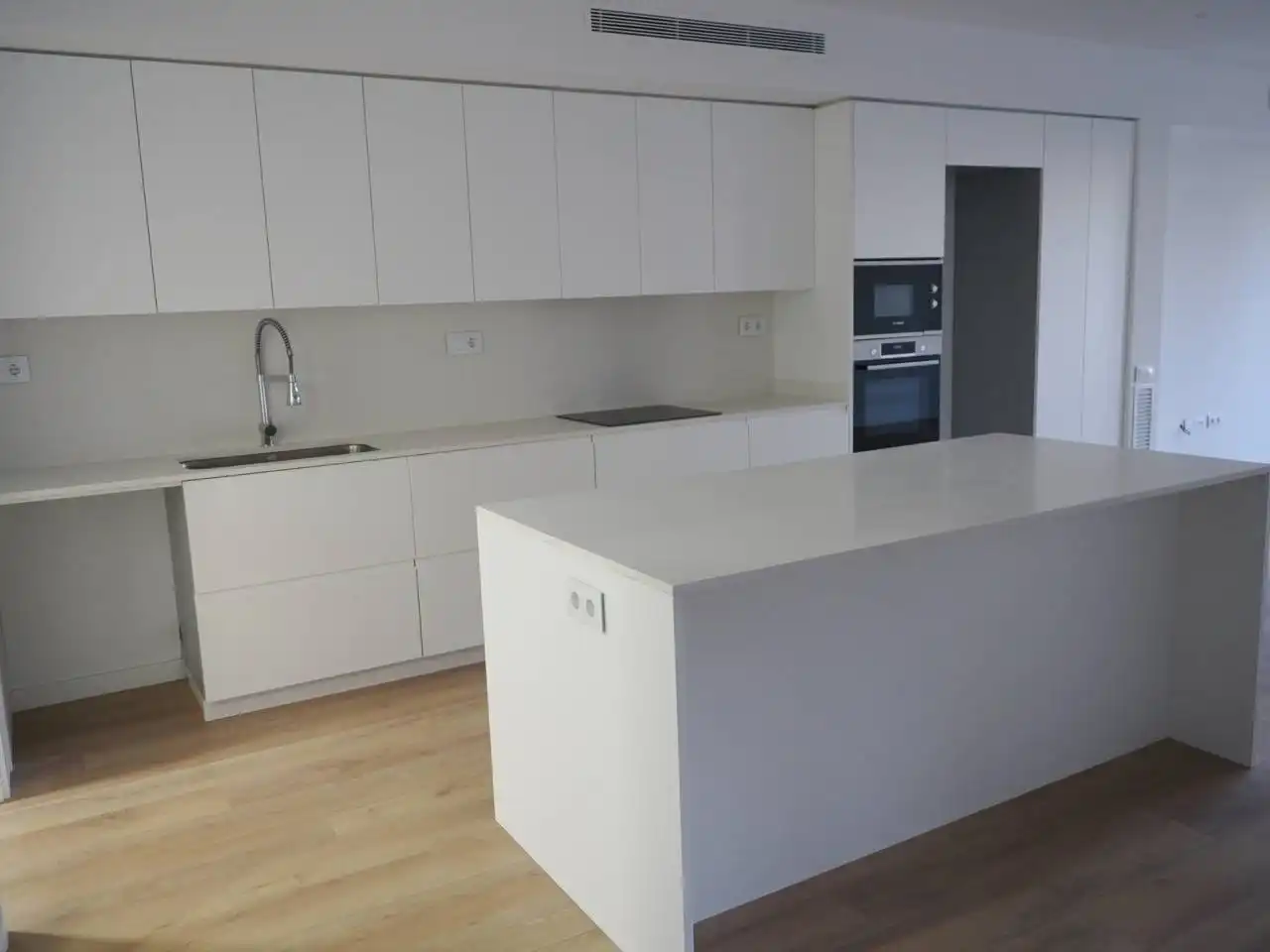Cocina de Casa o chalet en venta en Viladecavalls con Aire acondicionado, Calefacción y Jardín privado
