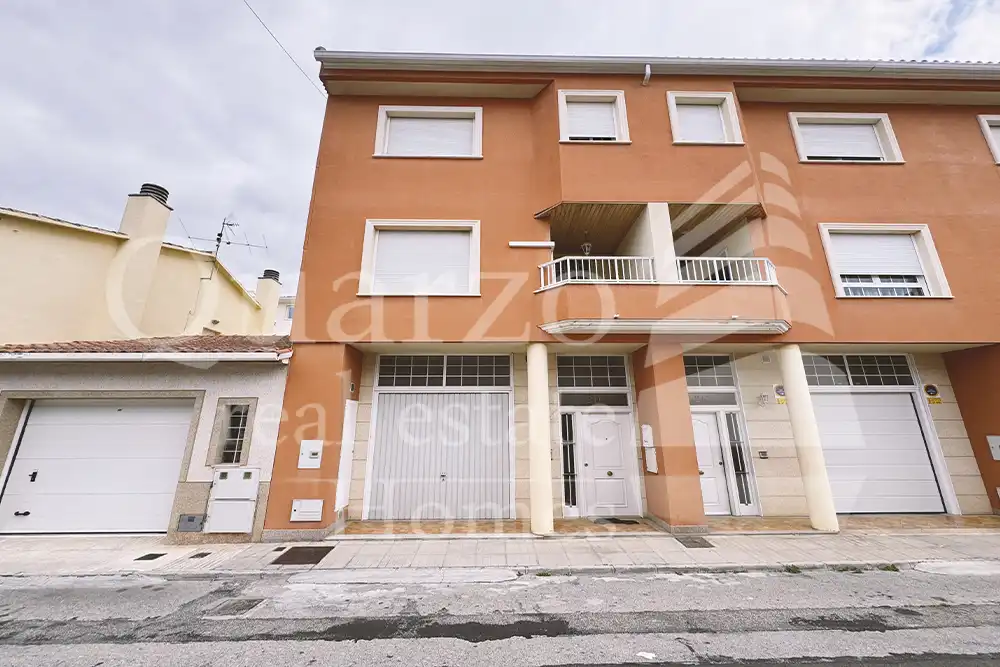 Vista exterior de Casa adosada en venta en Muro de Alcoy con Calefacción, Terraza y Trastero