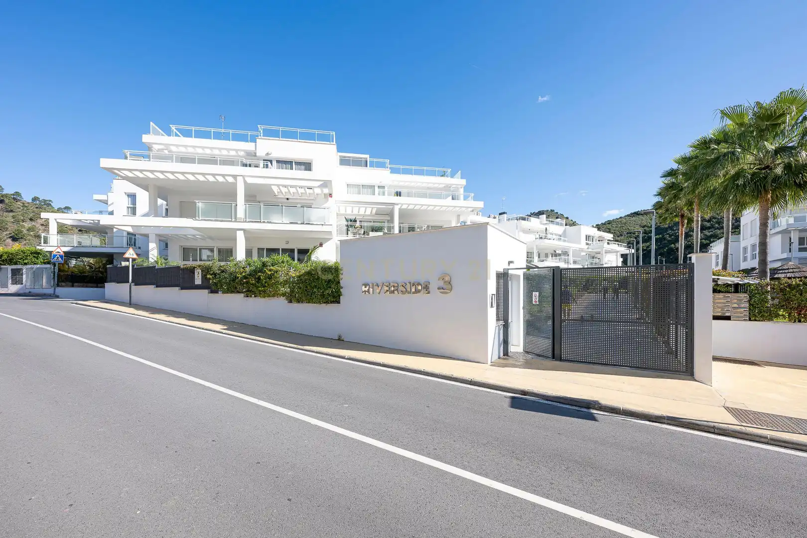 Vista exterior de Apartamento en venta en Benahavís con Aire acondicionado, Trastero y Lavadora