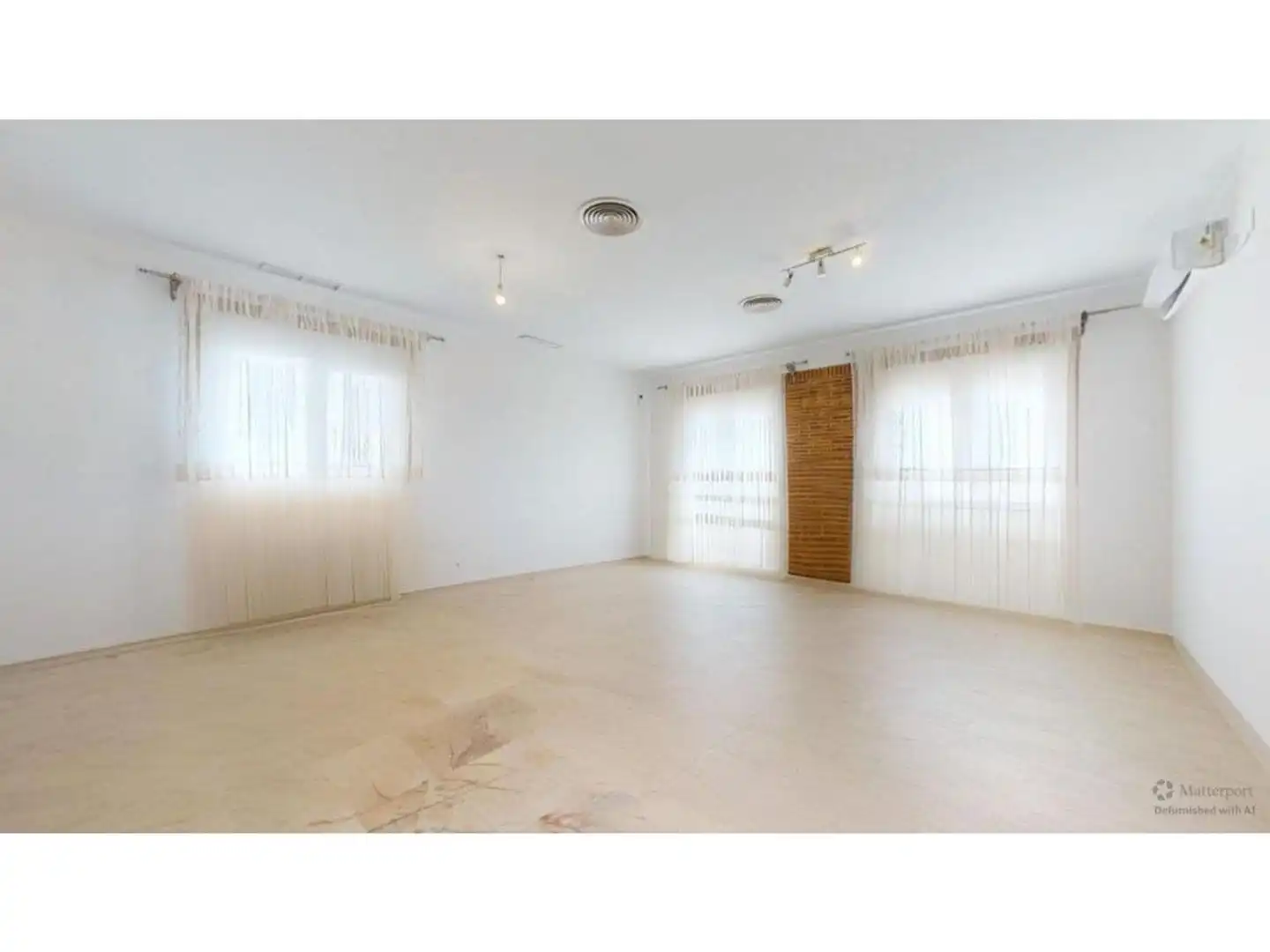 Casa o chalet en venta en Chiva con Jardín privado, Terraza y Trastero