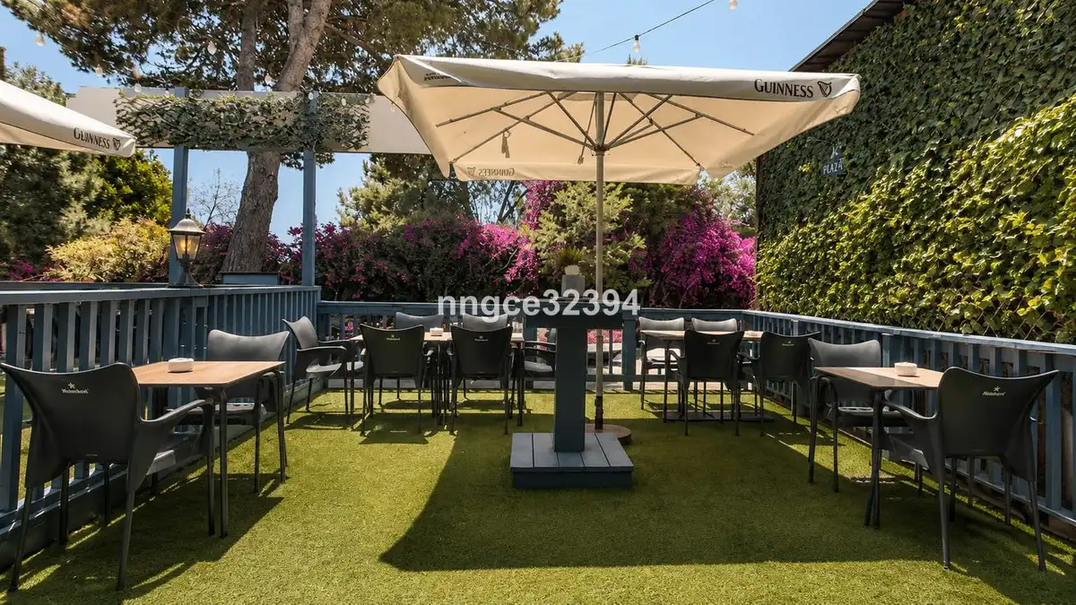 Terraza de Local en venta en Estepona con Aire acondicionado, Terraza y Alarma